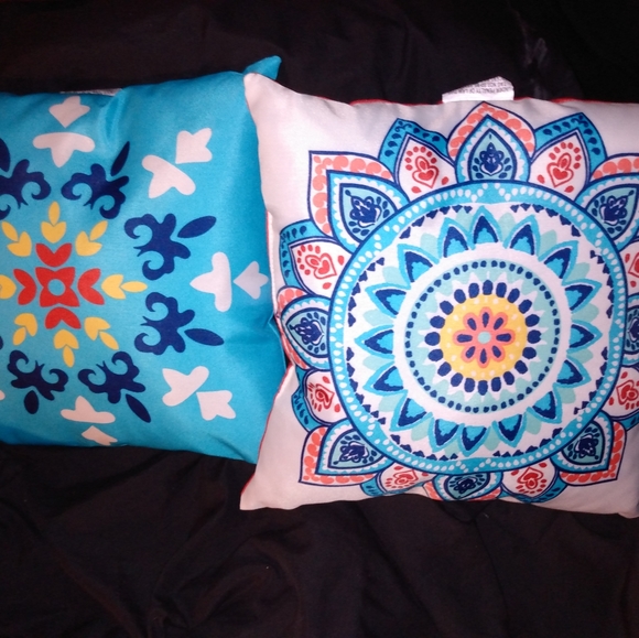 Pillows - Picture 8 of 8